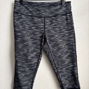 Women’s Black and Gray Capri Leggings